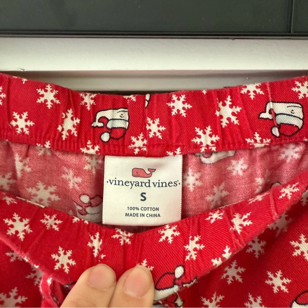 Vineyard Vines cozy red